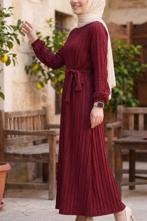 Bordo Kuşaklı Bileği Lastilk Detaylı Elbise